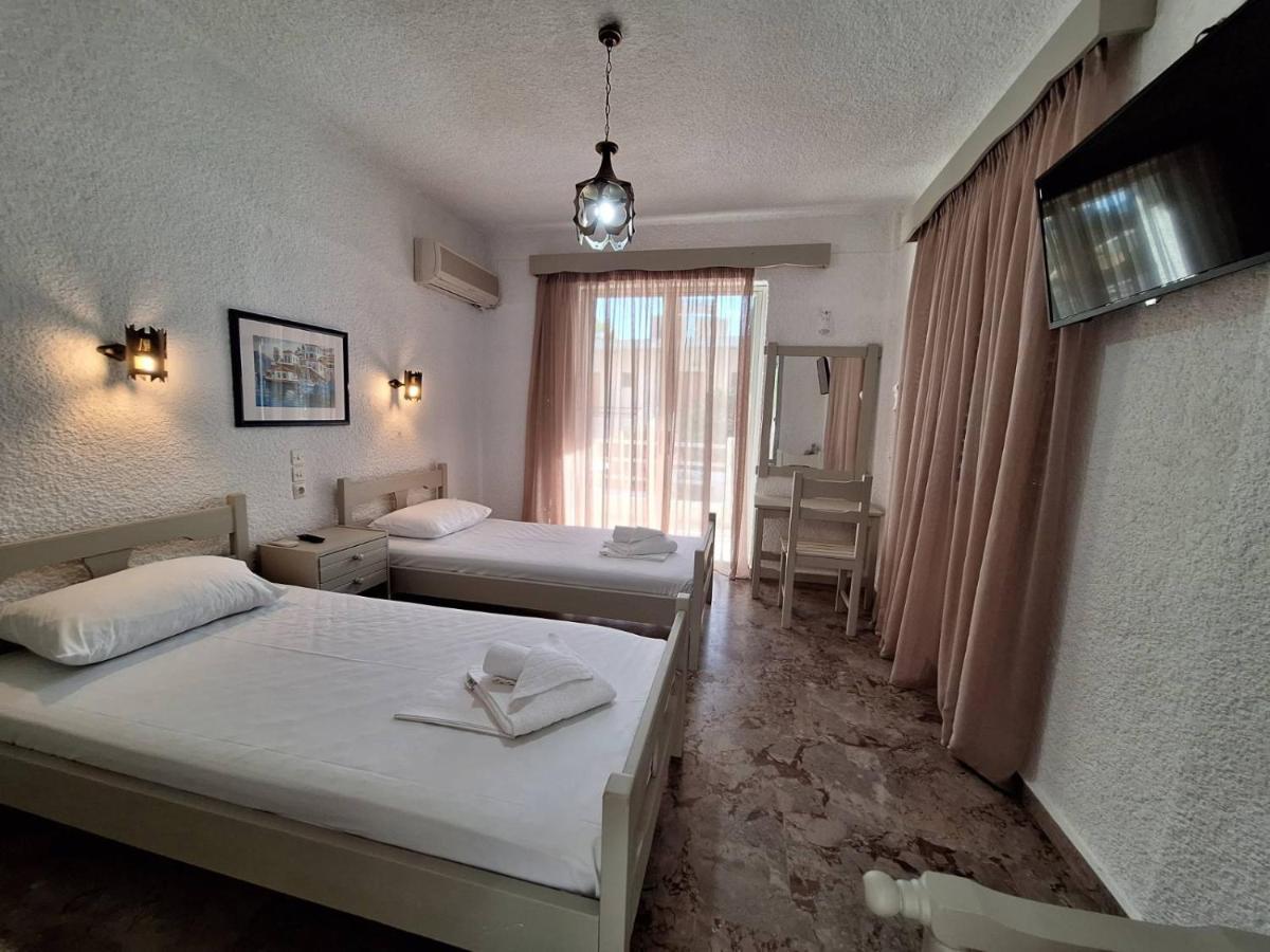 Apartments By Evita'S Resort 포로스타운 외부 사진